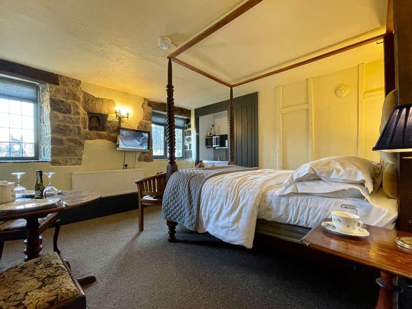 Double bedroom | The Stables at Riber Hall, Riber, Matlock