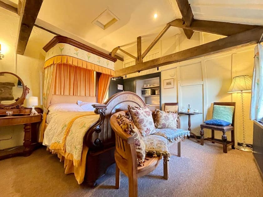 Double bedroom | The Stables at Riber Hall, Riber, Matlock