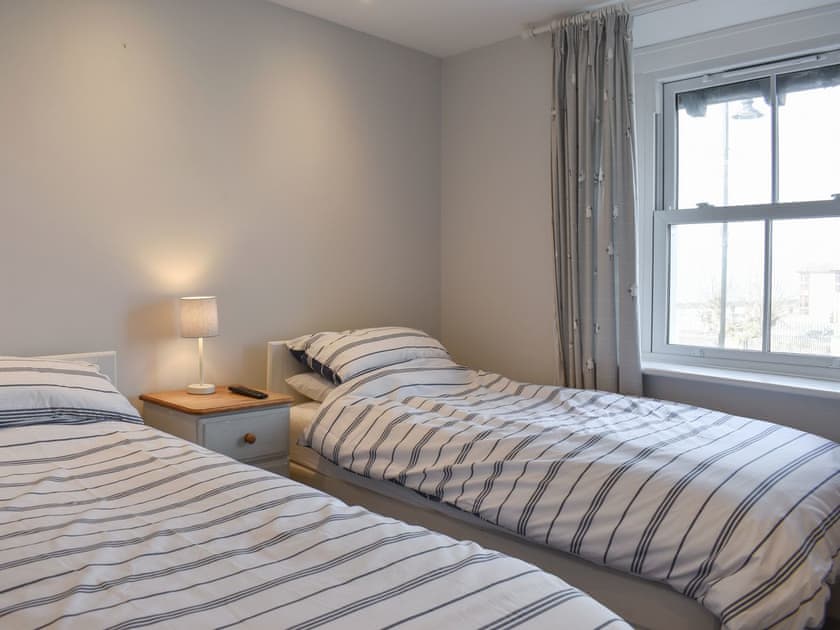 Twin bedroom | Coastguard Cottage, Ryde
