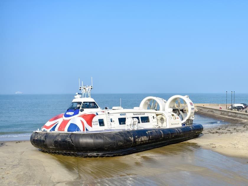 Surrounding area | Coastguard Cottage, Ryde