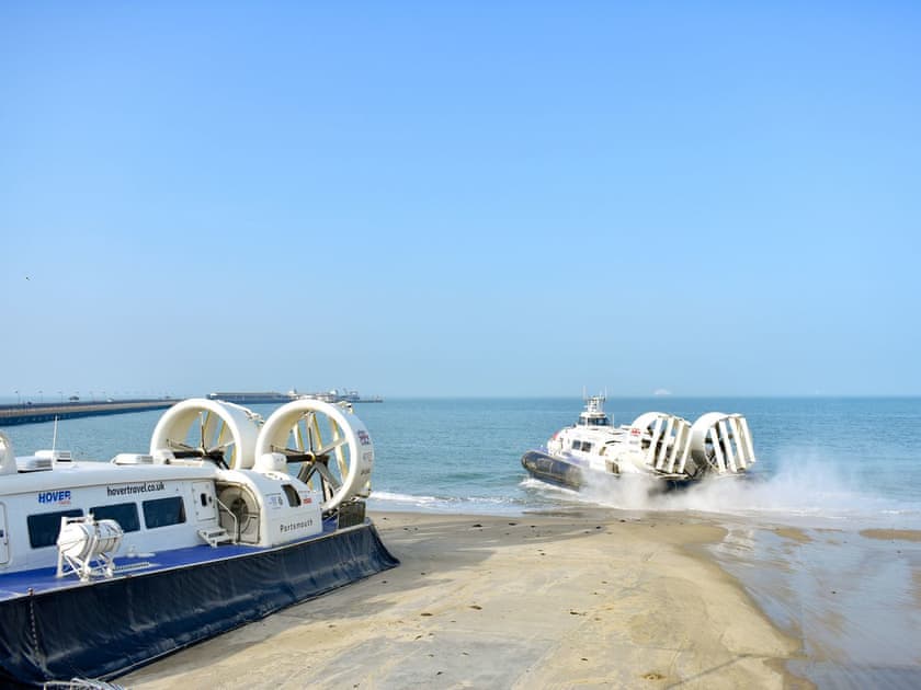 Surrounding area | Coastguard Cottage, Ryde