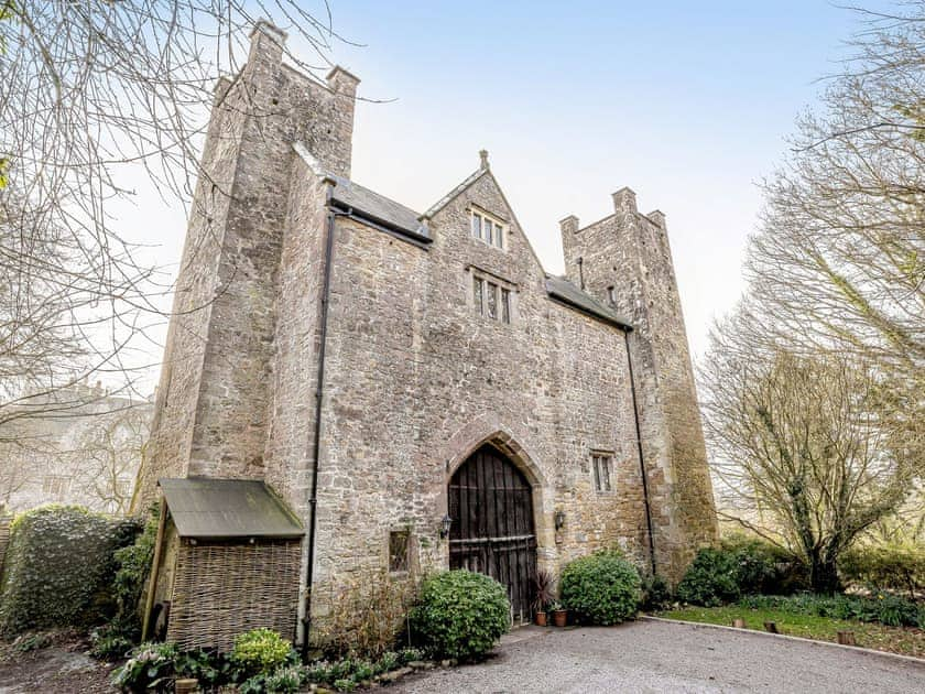 Exterior | Welsh Gatehouse, Chepstow