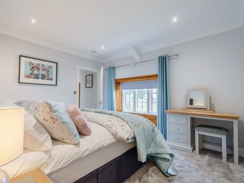 Double bedroom | Whittle Dene Reservoir House, Stamfordham, near Newcastle-upon-Tyne