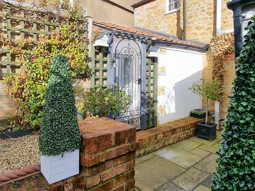 Garden and grounds | Plum Cottage, Castle Cary