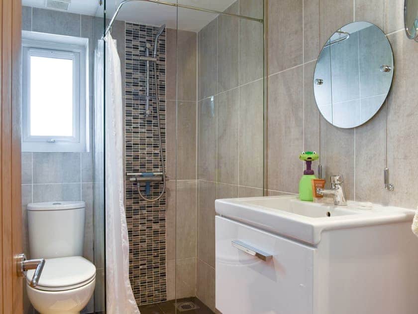 Shower room | Toad’s Pad, Bashley, near New Milton