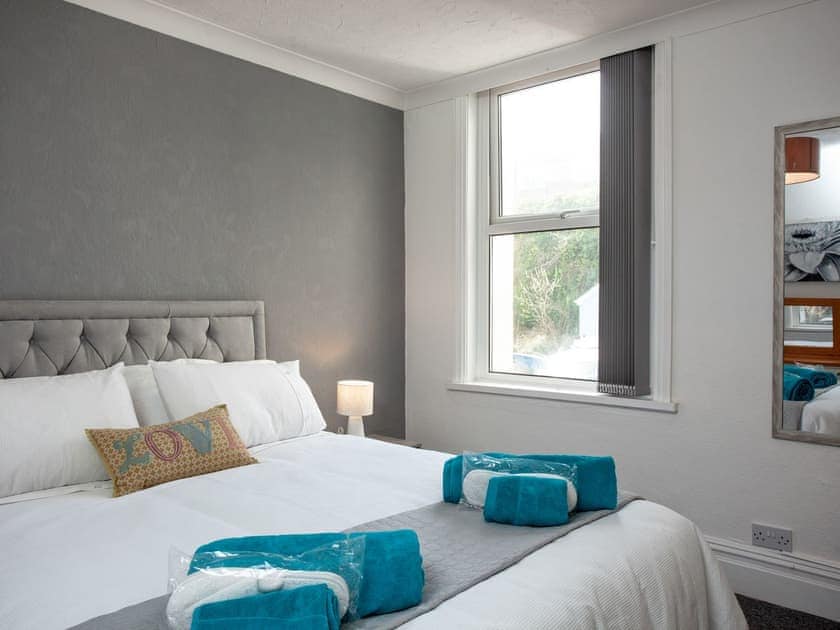 Double bedroom | Seagulls Rest - Harbourside Holiday Apartments - Seagulls Rest, Paignton