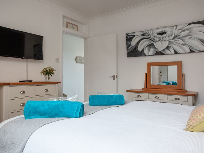 Double bedroom | Seagulls Rest - Harbourside Holiday Apartments - Seagulls Rest, Paignton