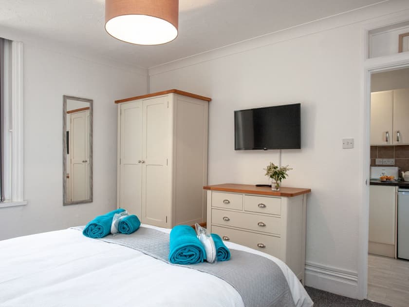 Double bedroom | Seagulls Rest - Harbourside Holiday Apartments - Seagulls Rest, Paignton
