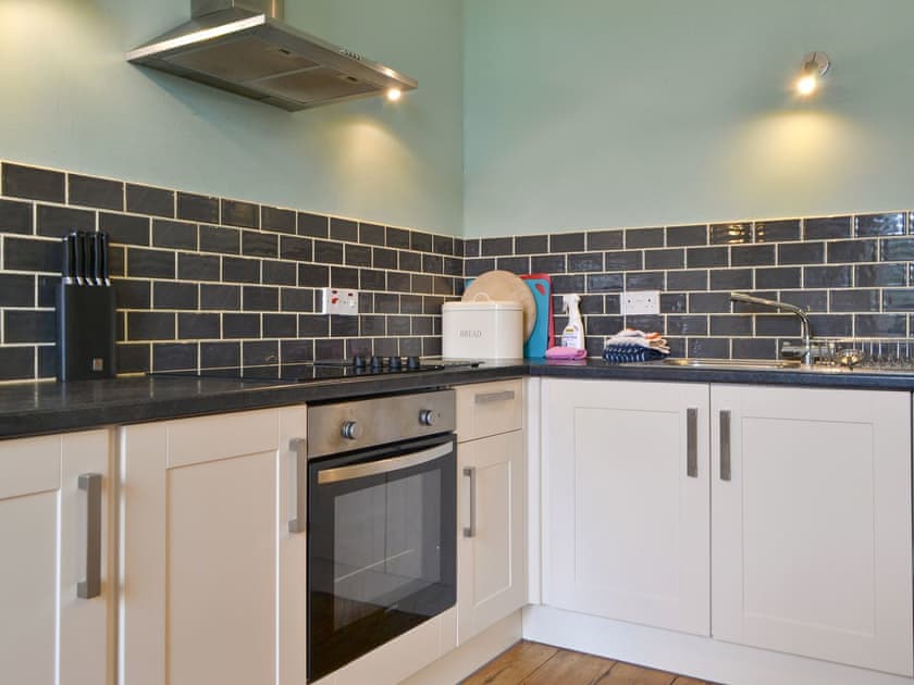 Kitchen | Shaw End Mansion- Apartment 3 - Shaw End Mansion, Kendal