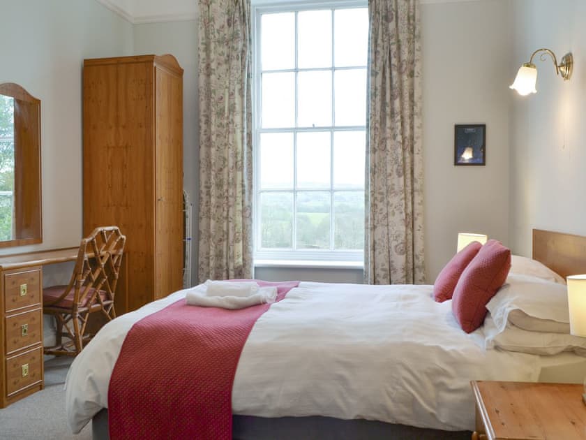 Double bedroom | Shaw End Mansion- Apartment 3 - Shaw End Mansion, Kendal