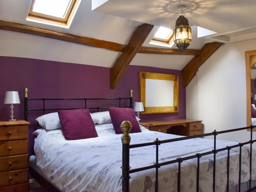 Double bedroom | Pineview Cottage, Hessenford