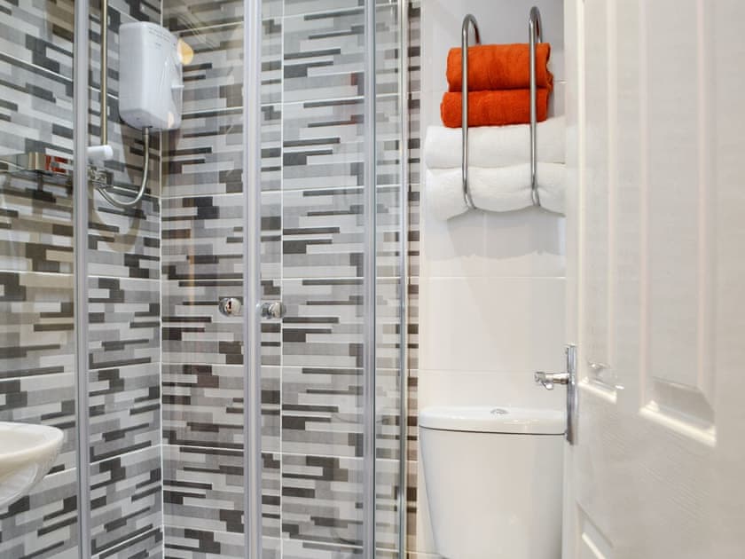 Shower room | Little Fishes, Tenby