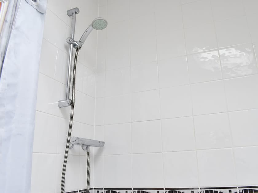 Bathroom | Sunnyside Cottage, Whitby