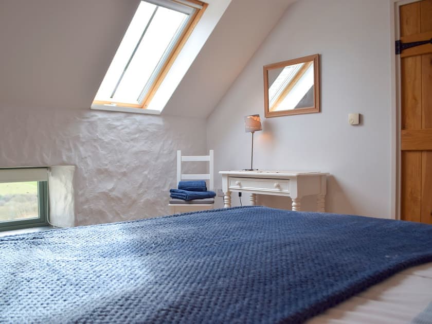 Double bedroom | West Barn - Penpistyll Rural Retreats, Dwrbach, near Fishguard