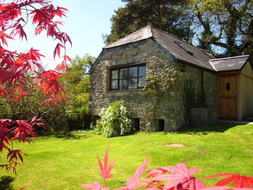 Exterior | Tamar Orchard Barn, Gunnislake