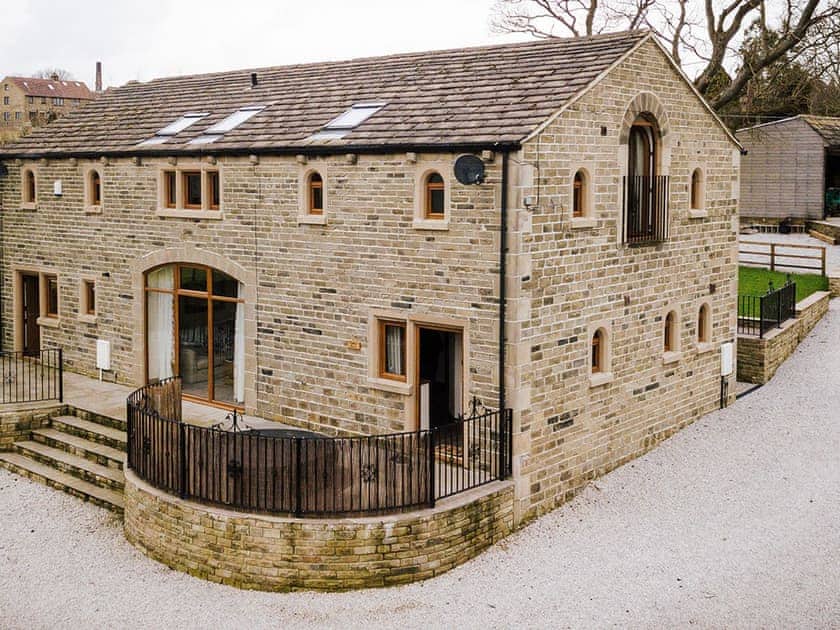 Exterior | Cedar Barn - Hargreaves Head Holiday Cottages, Northowram, near Halifax 