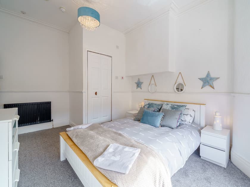 Double bedroom | The Kings Landing Spa, Blackpool