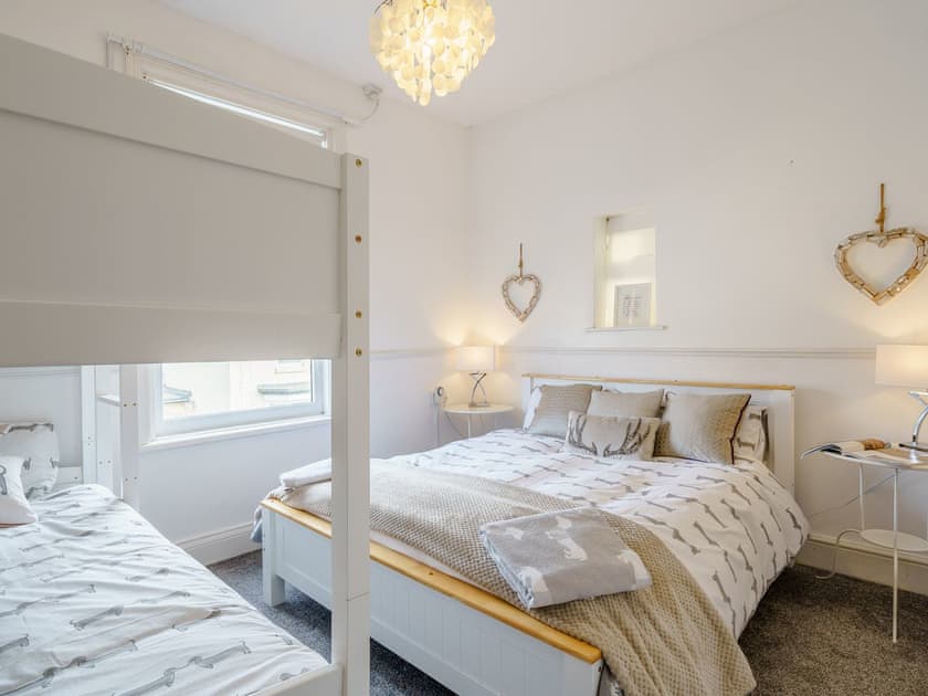 Bedroom | The Kings Landing Spa, Blackpool