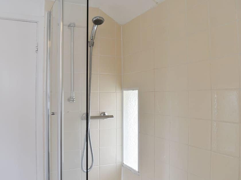 Shower room | Bojewyan Cottage, Pendeen