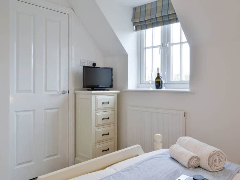Double bedroom | Pine View Cottage, Filey