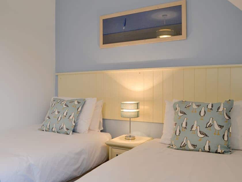 Twin bedroom | Pine View Cottage, Filey