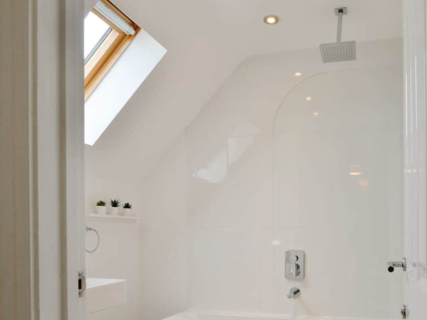 Bathroom | Pine View Cottage, Filey