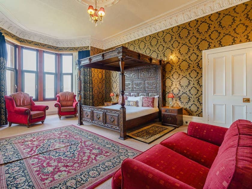 Four Poster bedroom | The Old Nunnery - The Old Nunnery and Retreat, Skelmorlie, near Largs