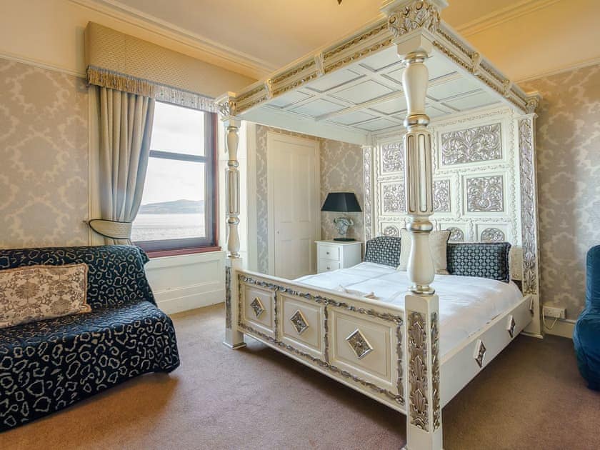 Four Poster bedroom | The Old Nunnery - The Old Nunnery and Retreat, Skelmorlie, near Largs