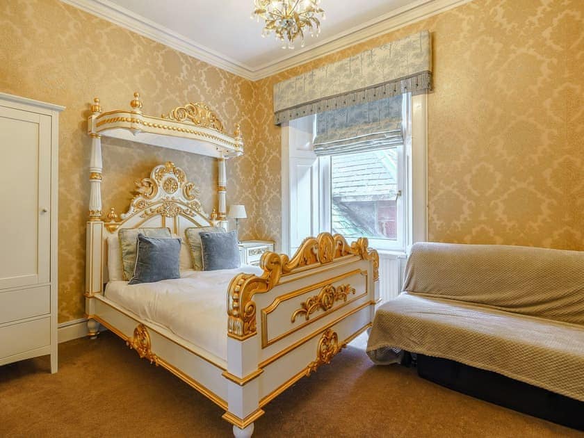 Four Poster bedroom | The Old Nunnery - The Old Nunnery and Retreat, Skelmorlie, near Largs