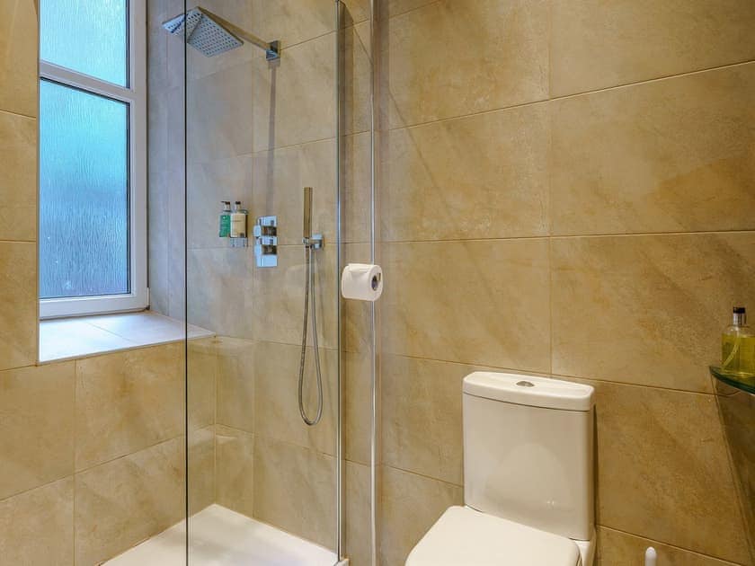 Shower room | The Old Nunnery - The Old Nunnery and Retreat, Skelmorlie, near Largs