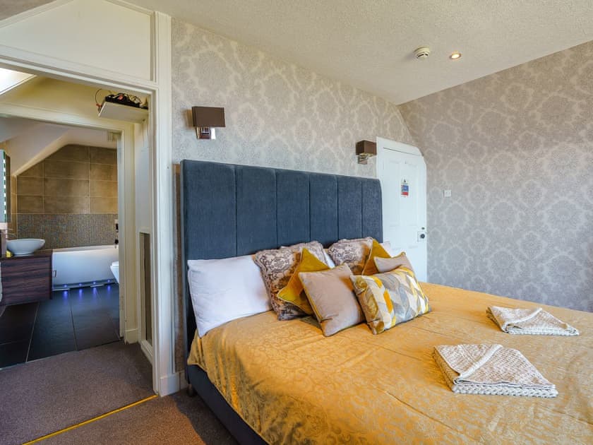 Bedroom | The Wee Nunnery - The Old Nunnery and Retreat, Skelmorlie, near Largs