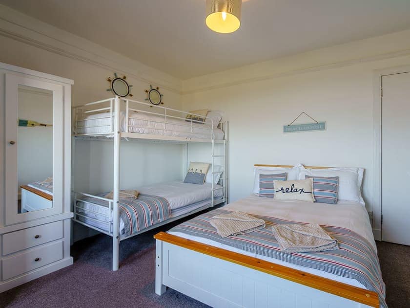 Bedroom | The Wee Nunnery - The Old Nunnery and Retreat, Skelmorlie, near Largs