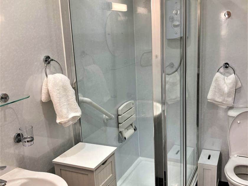 Shower room | Aultnagar, Upper Largo