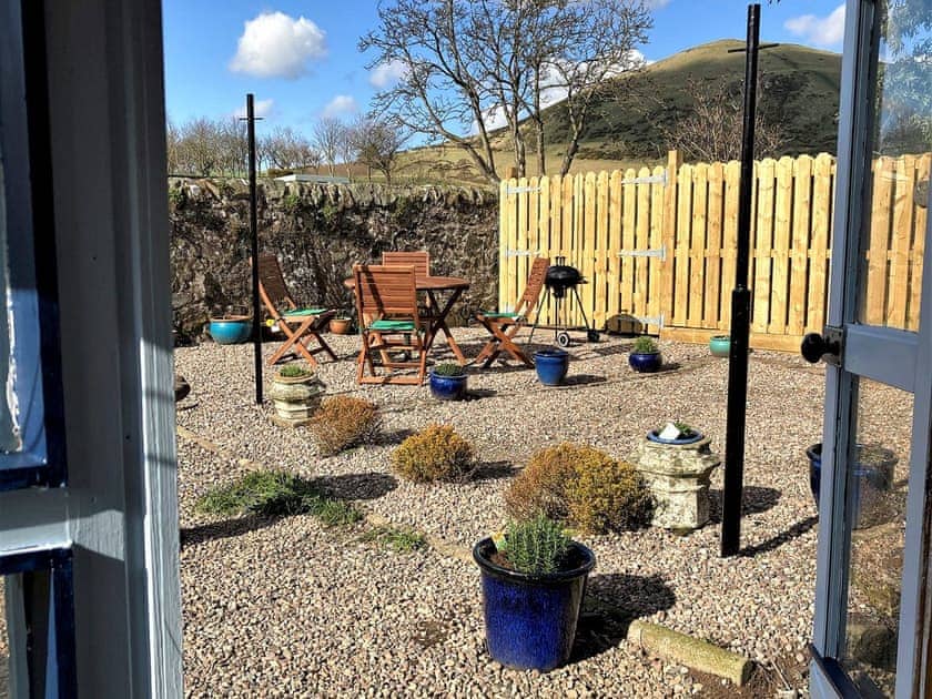 Outdoor area | Aultnagar, Upper Largo