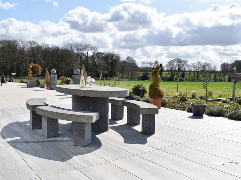 Patio | Park Barn, Lichfield