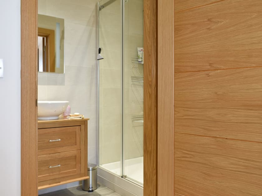 En-suite | Park Barn, Lichfield