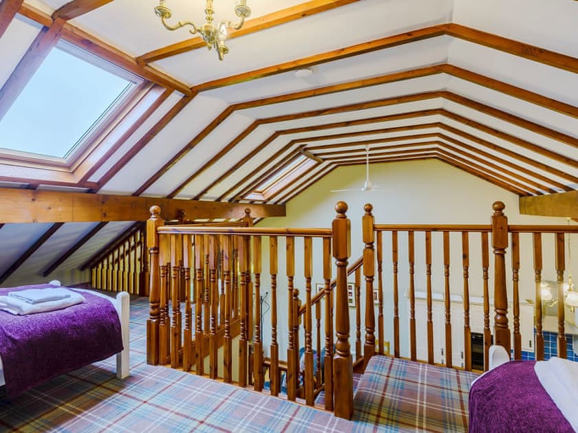 Twin bedroom | Beudy - Rhyddallt Ganol Cottages, Caethro, near Caernarfon