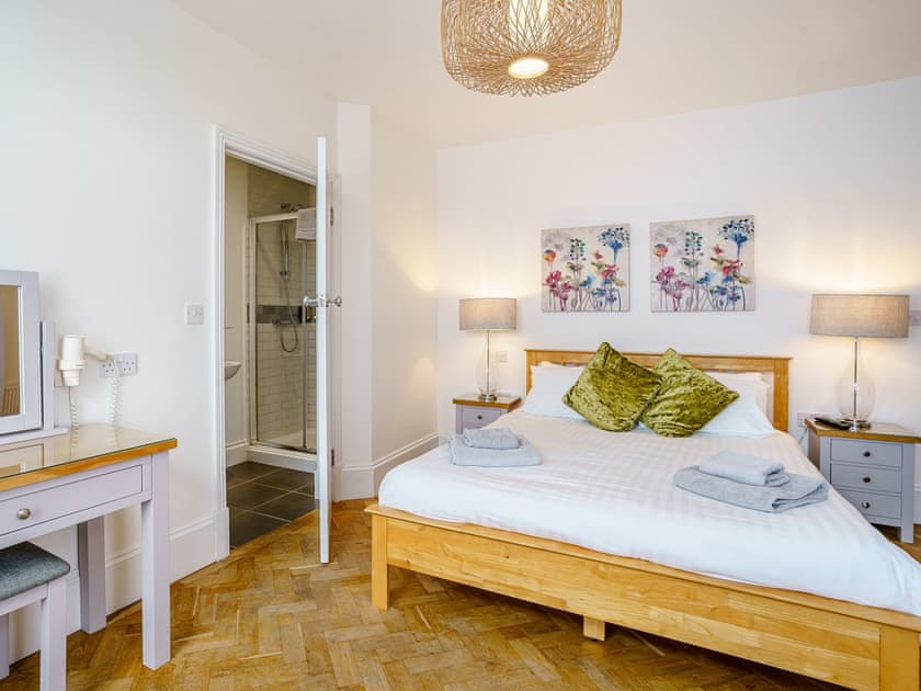 Double bedroom | Green Meadow, St Dogmaels, near Cardigan