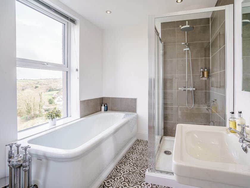 Bathroom | Green Meadow, St Dogmaels, near Cardigan