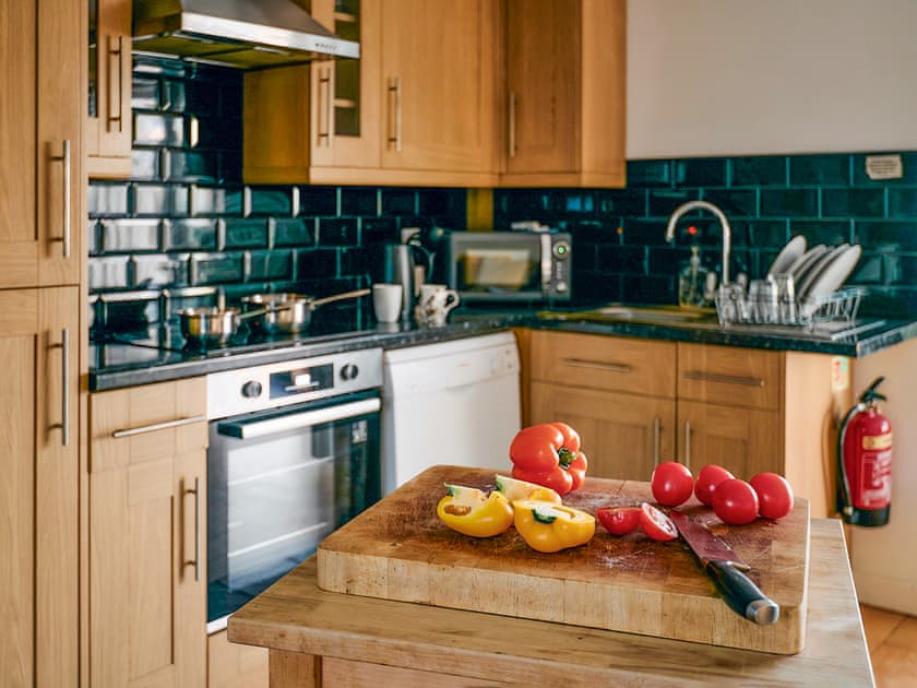 Kitchen area | The Mill - Bach Wen Cottages, Clynnog Fawr