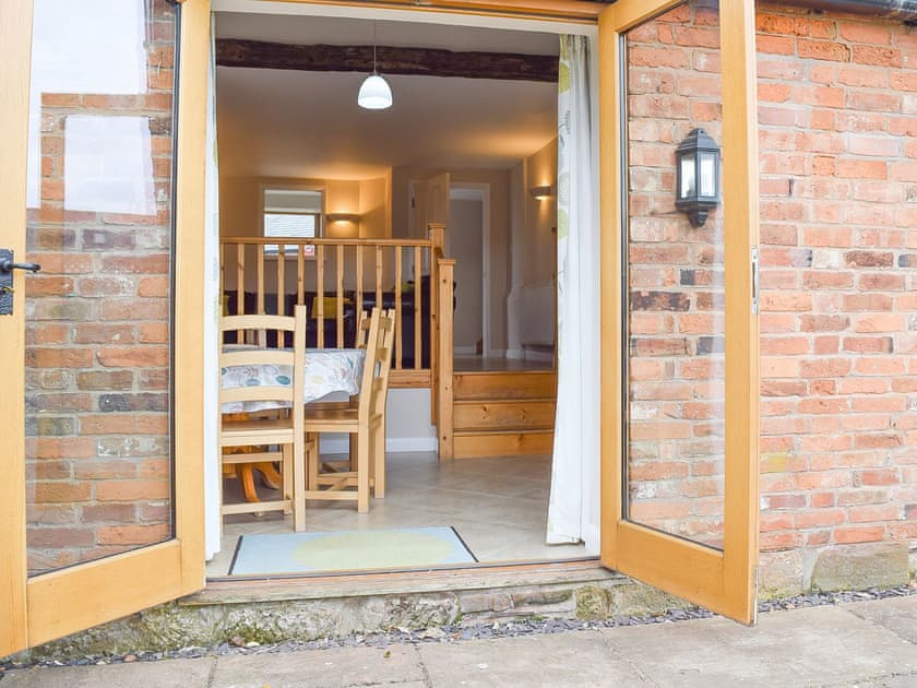 Dining Area | The Old Dairy - North Mere, Kenilworth