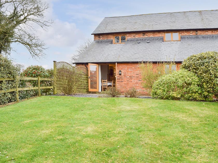 Garden | The Old Dairy - North Mere, Kenilworth