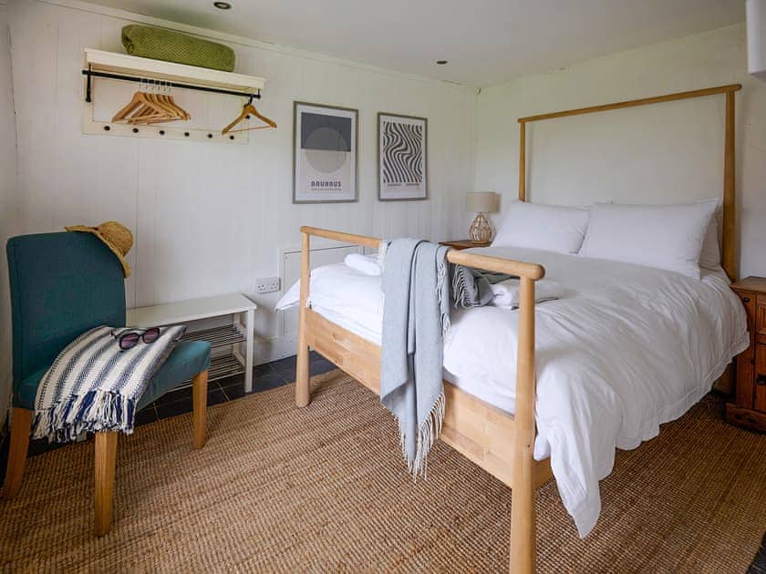 Double bedroom | Stables - Bach Wen Cottages, Clynnog Fawr