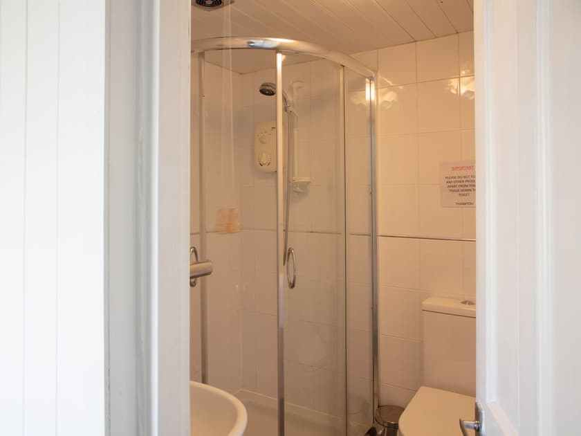 Shower room | Stables - Bach Wen Cottages, Clynnog Fawr