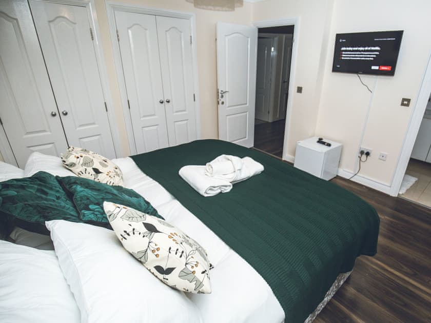 Double bedroom | Elstow Retreat, Bedford