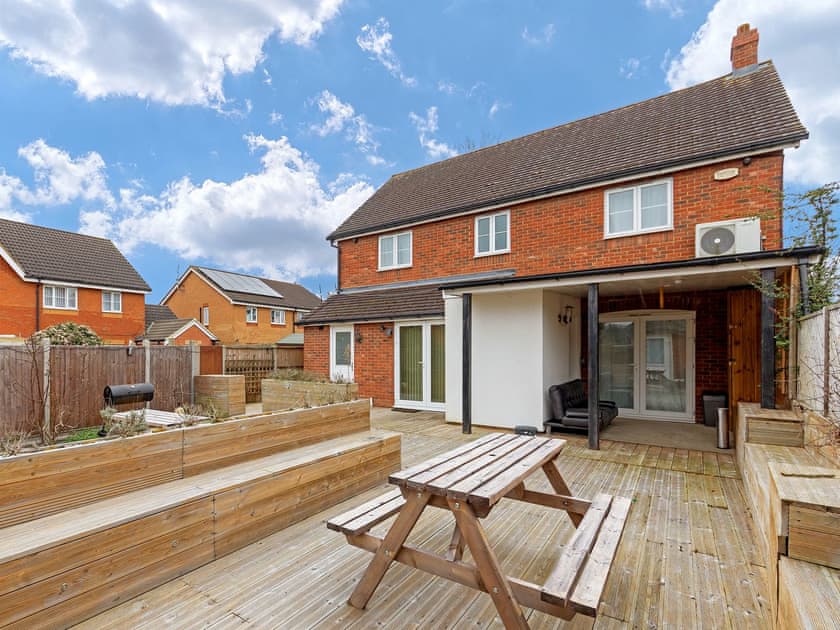 Decking | Elstow Retreat, Bedford