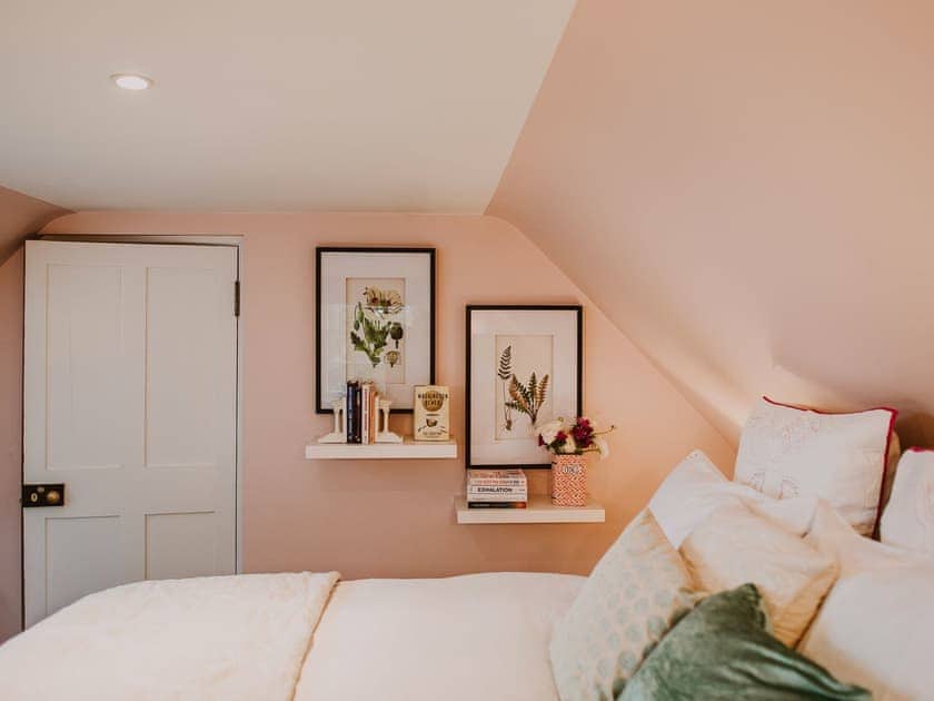 Double bedroom | Fawn’s Velvet - Dunskey Estate, Portpatrick, near Stranraer