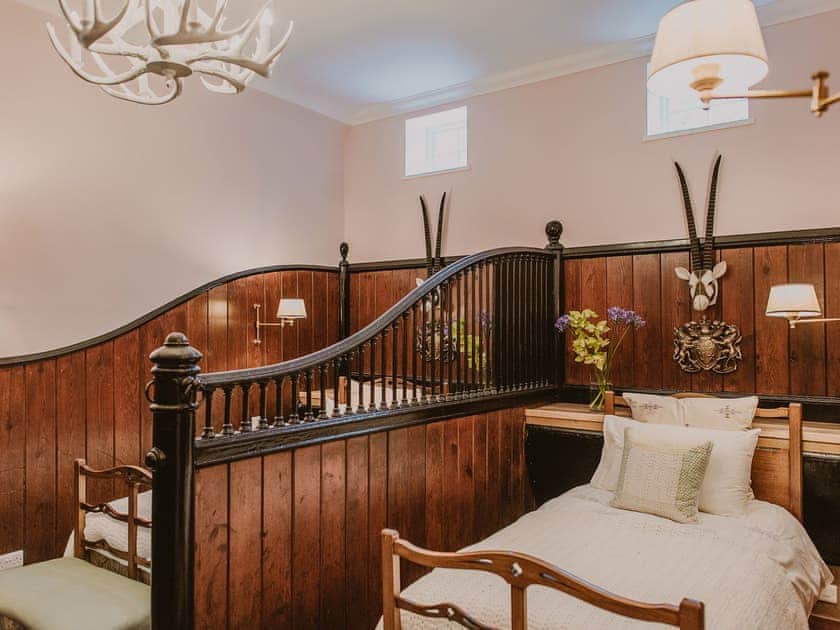 Twin bedroom | Fawn’s Velvet - Dunskey Estate, Portpatrick, near Stranraer