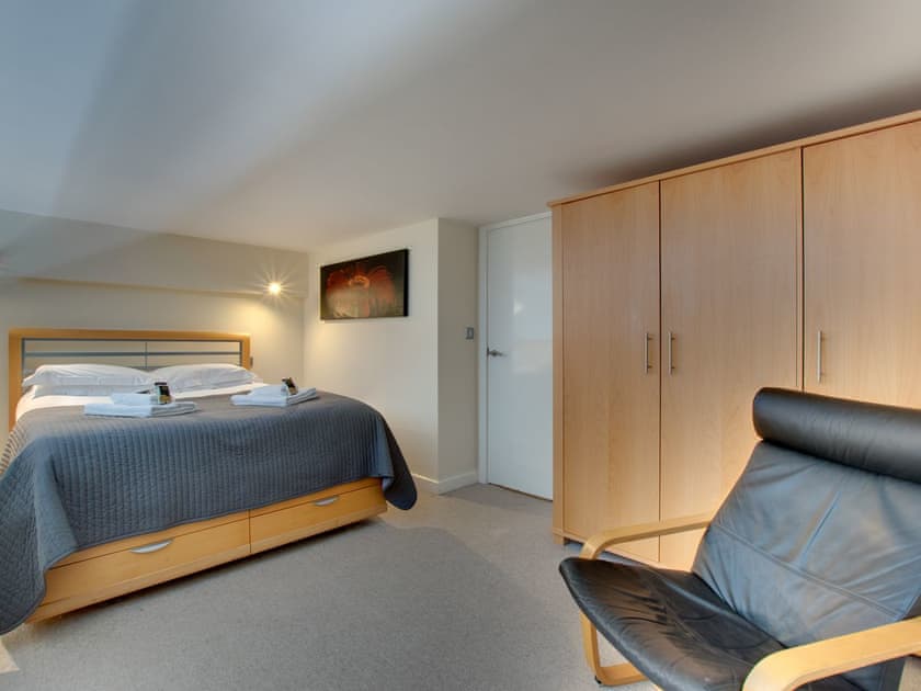 Double bedroom | Crown Apartments 102 - Crown Apartments, Newcastle upon Tyne