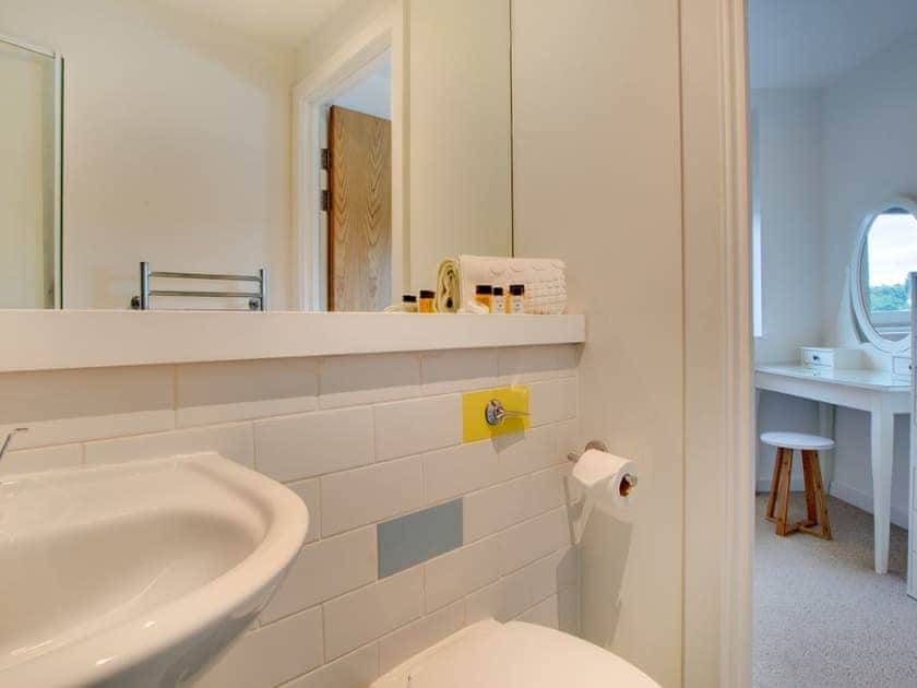 En-suite | All Saints Apartments 501 - All Saints Apartments, Newcastle upon Tyne